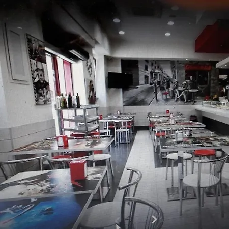 Holiday Flat S.lorenzo * روما