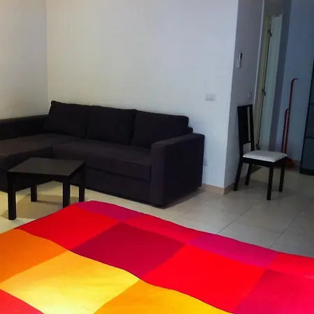 Daire Holiday Flat S.lorenzo Roma